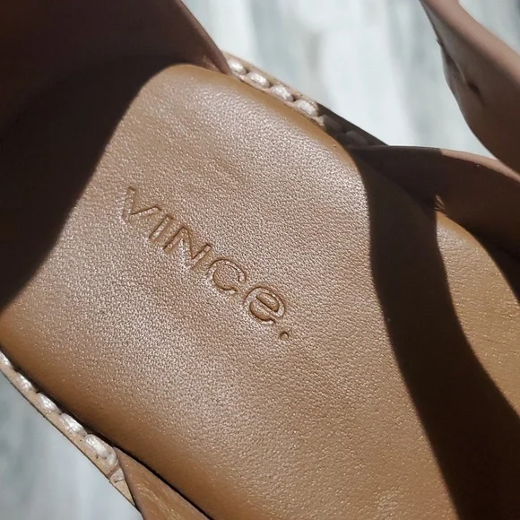 VINCE LEATHER STRAP TAN BUCKLE SANDALS SIZE 8 MORRIS - Picture 9 of 12